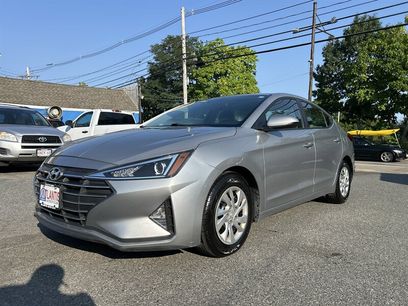 Used 2020 Hyundai Elantra SE w/ Convenience Package (C2)