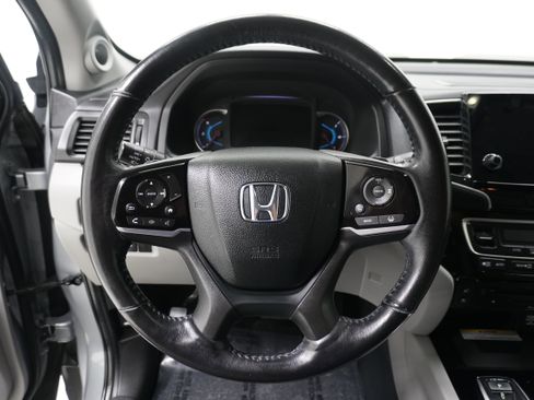 Used 2020 Honda Pilot Elite image 19
