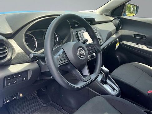 Used 2025 Nissan Kicks Play S FWD image 16