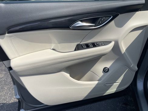 Used 2023 Buick Envision Preferred image 12