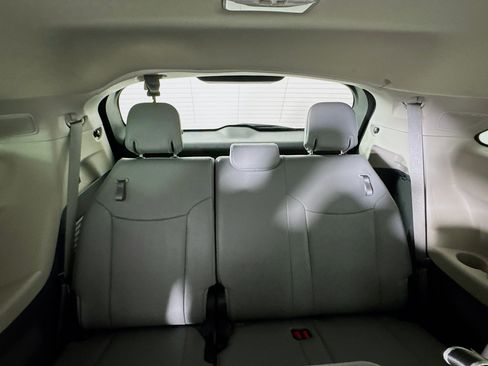 Certified 2024 Toyota Sienna XLE w/ XLE Plus Package FWD image 29