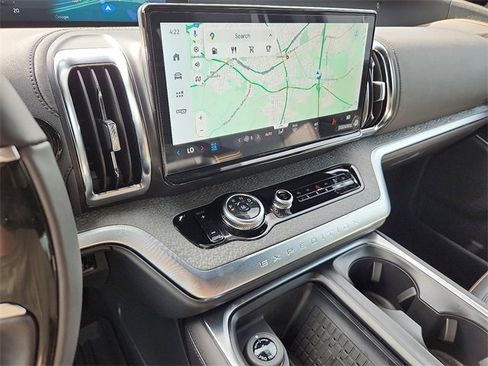 New 2025 Ford Expedition Tremor image 8