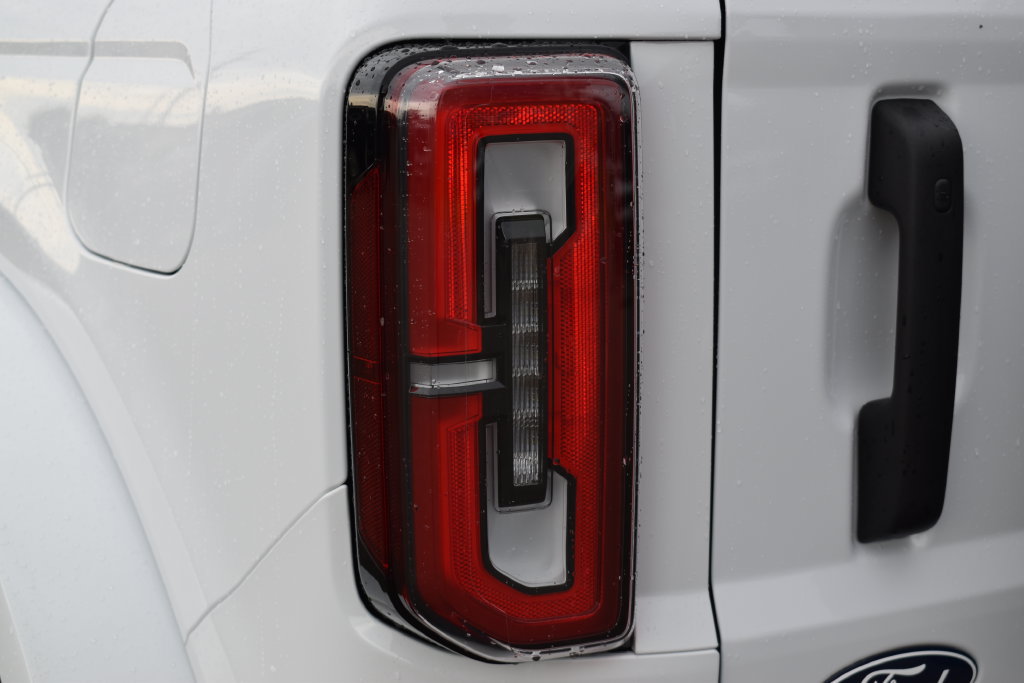 New 2026 Ford Bronco Outer Banks AWD/4WD image 11