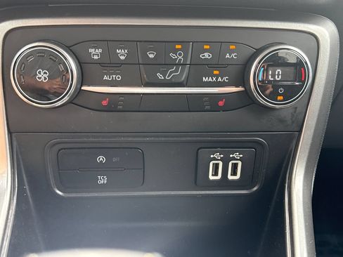 Used 2020 Ford EcoSport SE w/ SE Convenience Package FWD image 20