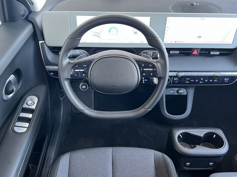 Used 2024 Hyundai Ioniq 5 SE RWD image 14
