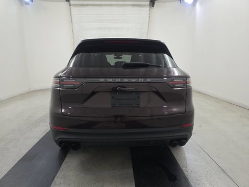 Used 2023 Porsche Cayenne Platinum Edition AWD/4WD image 7