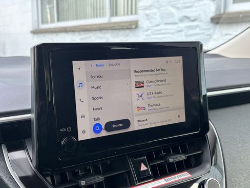 Used 2025 Toyota Corolla LE image 20