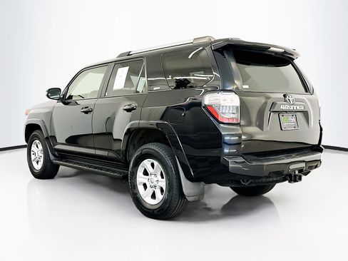 Used 2024 Toyota 4Runner SR5 Premium image 5