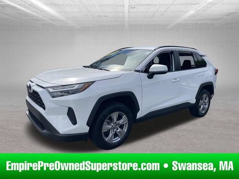 Used 2024 Toyota RAV4 XLE FWD image 1