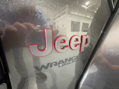 Used 2021 Jeep Wrangler Unlimited Rubicon AWD/4WD image 51