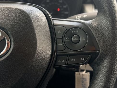 Used 2025 Toyota Corolla LE FWD image 19