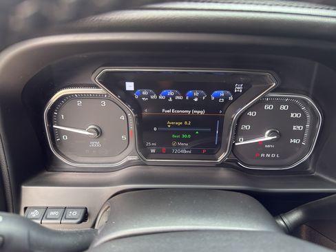 Used 2022 GMC Sierra 2500 Denali w/ Denali Black Diamond Edition AWD/4WD image 28