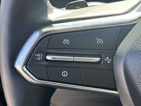 Used 2026 Chevrolet Equinox LT FWD image 24