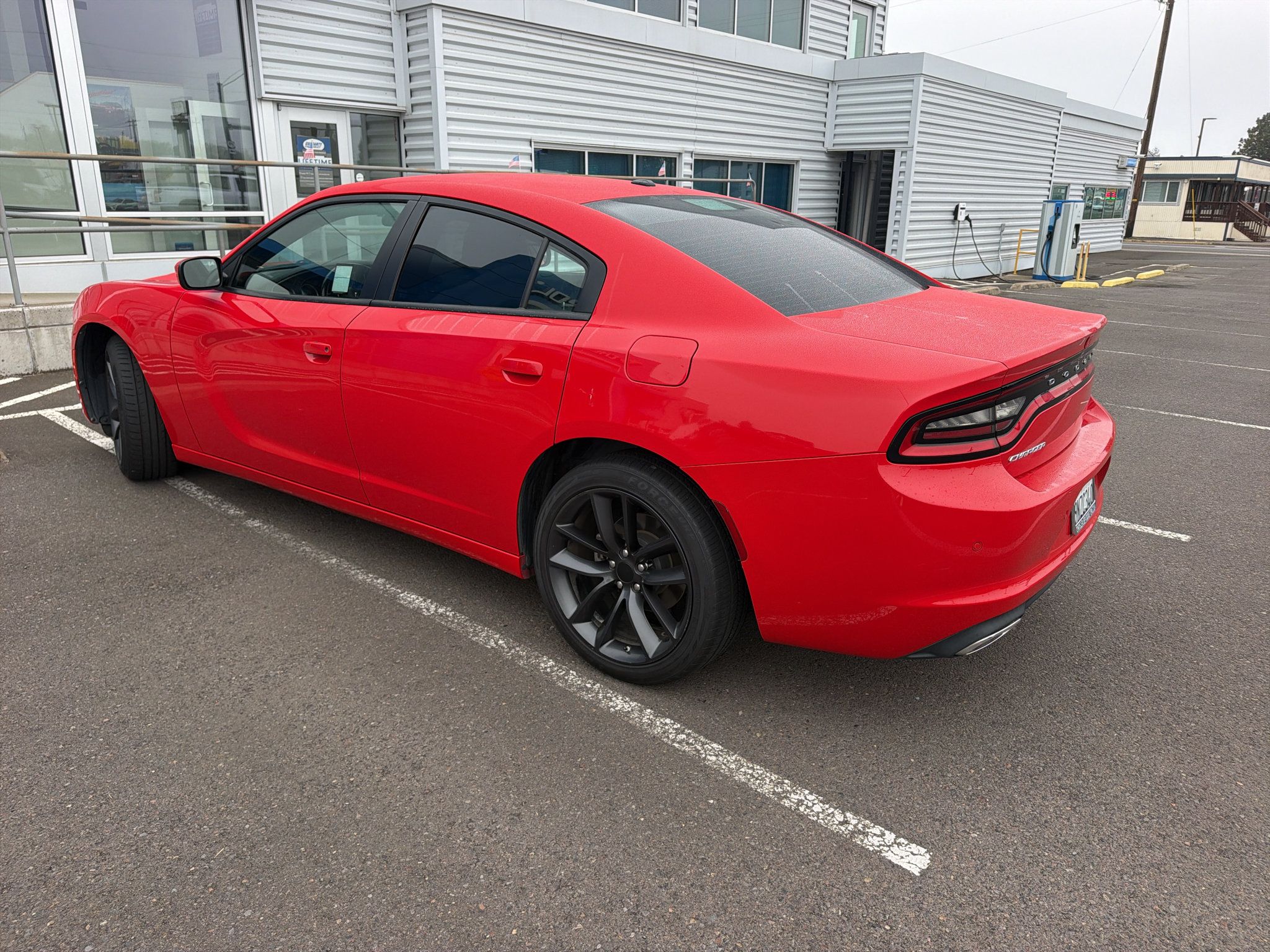 Used 2022 Dodge Charger SXT RWD image 8