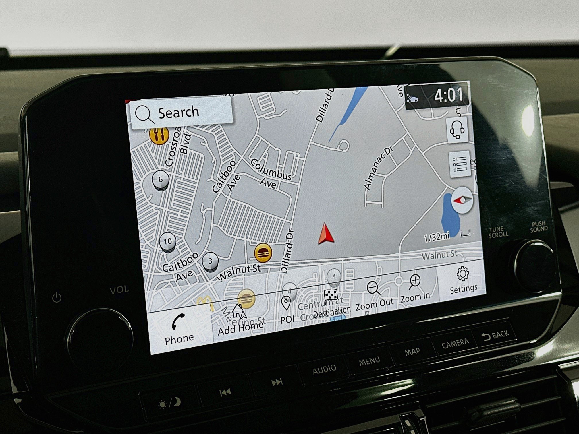 Used 2022 Nissan Pathfinder SL w/ SL Premium Package FWD image 22