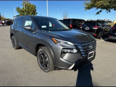 New 2026 Nissan Rogue SV w/ Cold Weather Package