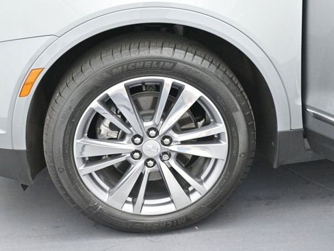 Used 2025 Cadillac XT5 Premium Luxury w/ LPO, Floor Liner Package image 36