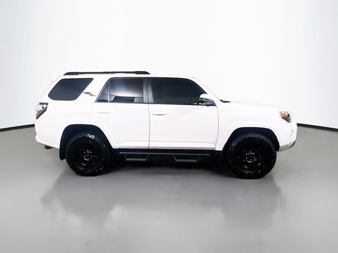 Used 2024 Toyota 4Runner TRD Off-Road Premium w/ Off Road Premium Plus Package AWD/4WD image 3
