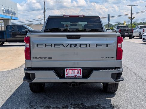 Used 2023 Chevrolet Silverado 1500 Custom w/ LPO, Dark Essentials Package AWD/4WD image 4