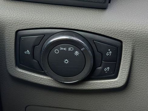 Certified 2022 Ford F250 XL w/ STX Appearance Package image 12