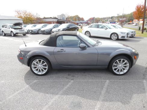 Used 2008 MAZDA MX-5 Miata Grand Touring image 7