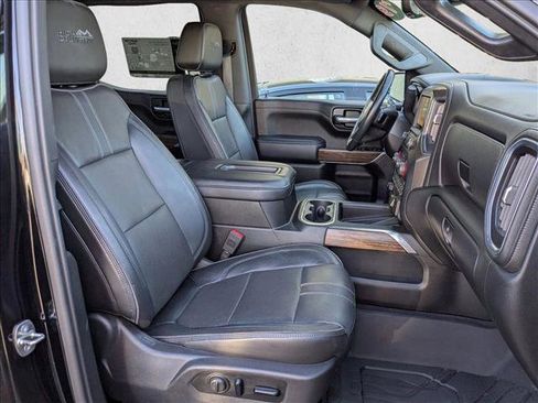 Used 2019 Chevrolet Silverado 1500 High Country image 23