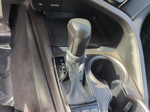 Used 2023 Toyota Camry SE FWD image 20
