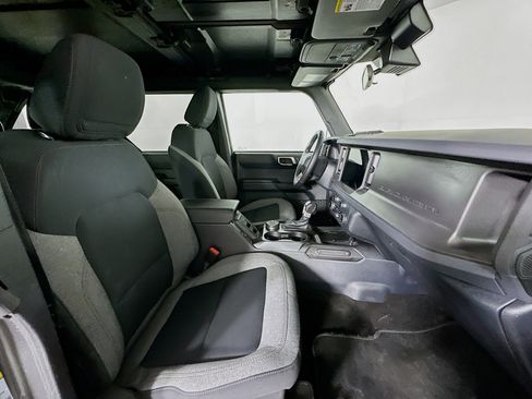 Used 2025 Ford Bronco Big Bend image 30