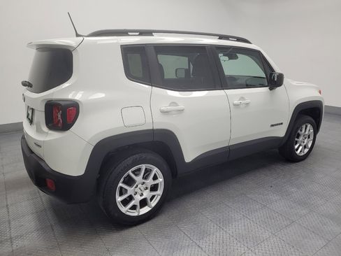 Used 2022 Jeep Renegade Latitude AWD/4WD image 10