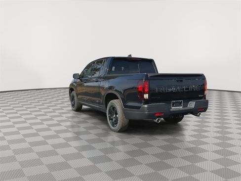 New 2026 Honda Ridgeline Black Edition image 6