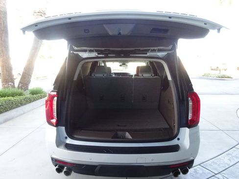 Certified 2022 GMC Yukon XL Denali w/ Max Trailering Package AWD/4WD image 33