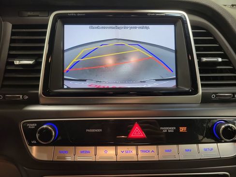 Used 2019 Hyundai Sonata Limited FWD image 22