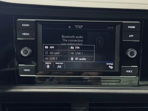 Used 2024 Volkswagen Jetta SE FWD image 29