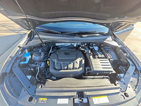 Certified 2024 Volkswagen Tiguan SE R-Line image 23