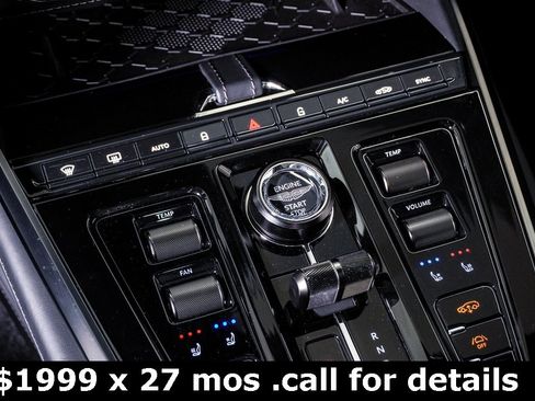 Used 2025 Aston Martin DBX 707 image 30