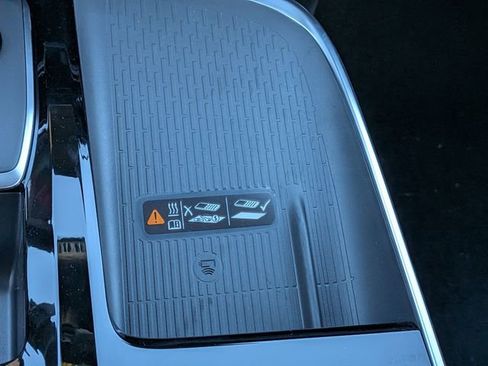 New 2026 Buick Enclave Sport Touring w/ Power Package FWD image 23