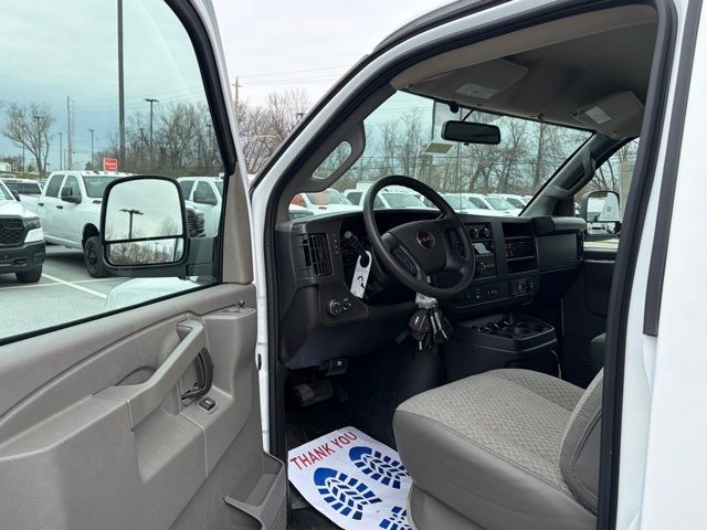New 2026 GMC Savana 2500 w/ Driver Convenience Package RWD image 18