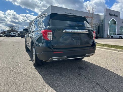 Used 2021 Ford Explorer XLT w/ Equipment Group 202A image 28