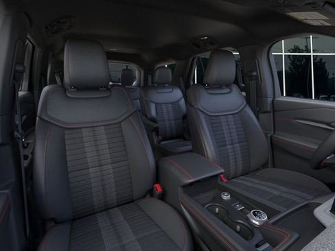 New 2025 Ford Explorer ST-Line image 10