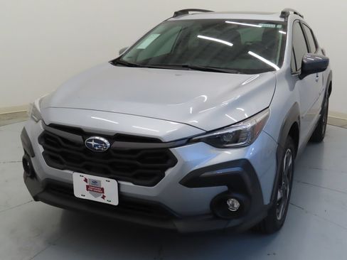 Used 2025 Subaru Crosstrek 2.5i Limited w/ Crosstrek Mirror Package AWD/4WD image 8