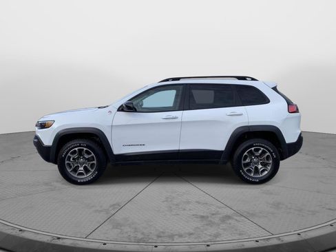 Used 2022 Jeep Cherokee Trailhawk w/ Premium Leather Package image 6