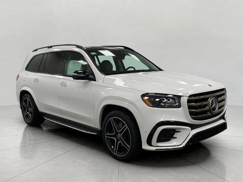 New 2026 Mercedes-Benz GLS 450 4MATIC image 1