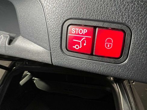 New 2026 Mercedes-Benz GLB 35 AMG 4MATIC image 17