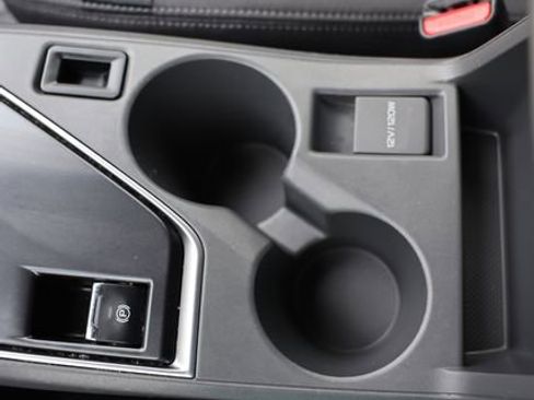 Certified 2024 Subaru Crosstrek 2.0i Premium AWD/4WD image 39