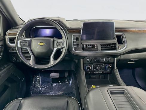 Used 2024 Chevrolet Tahoe Premier AWD/4WD image 33