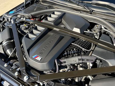 Used 2025 BMW M3 Competition image 32