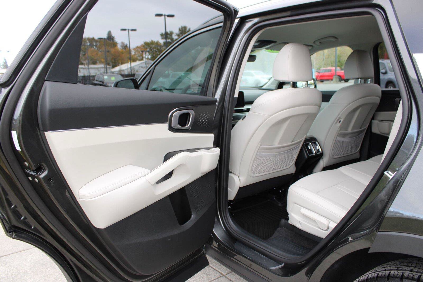 Used 2026 Kia Sorento EX AWD/4WD image 15