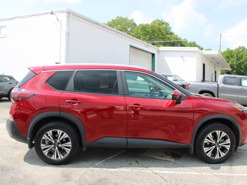 Certified 2023 Nissan Rogue SV w/ SV Premium Package AWD/4WD image 9