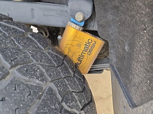 Used 2023 GMC Canyon AT4X image 19