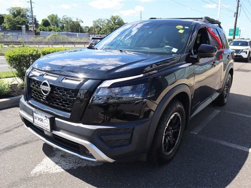 Certified 2023 Nissan Pathfinder Rock Creek image 9